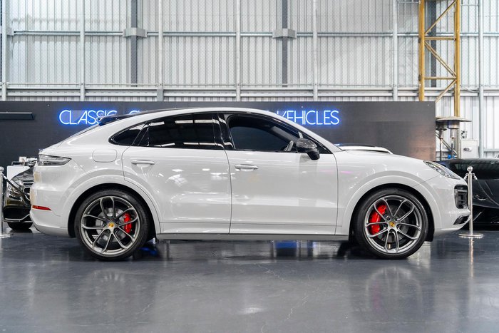 2021 Porsche Cayenne GTS