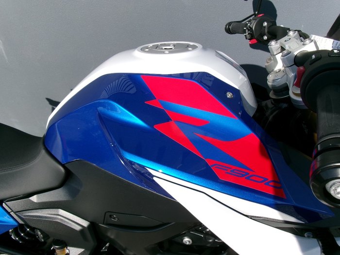 2025 BMW Motorrad F 900 R SPORT RACINGBLUE METALLIC
