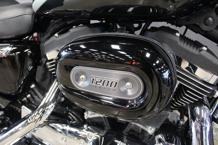 2018 Harley-davidson XL1200C 1200 CUSTOM BLACK