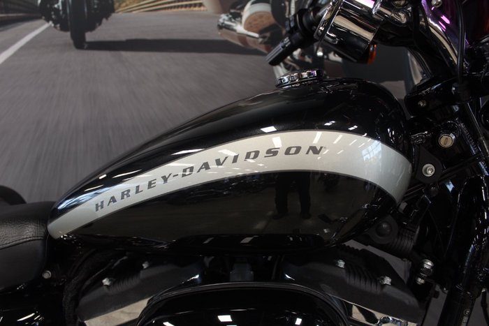 2018 Harley-davidson XL1200C 1200 CUSTOM BLACK