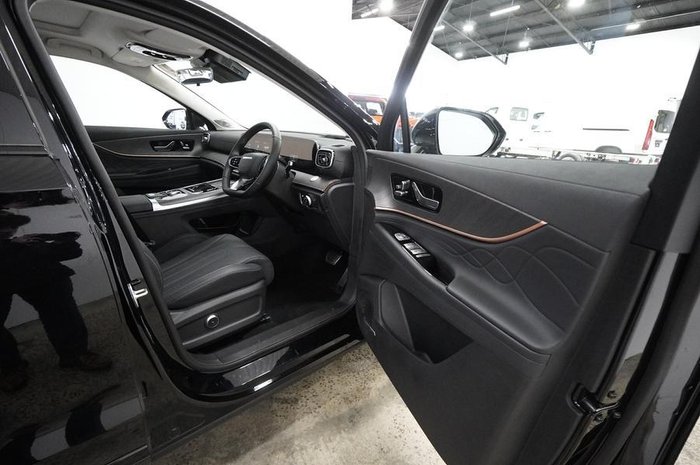 2025 Jaecoo J8 Track