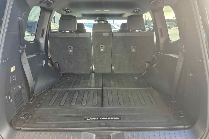 2021 Toyota Landcruiser Sahara