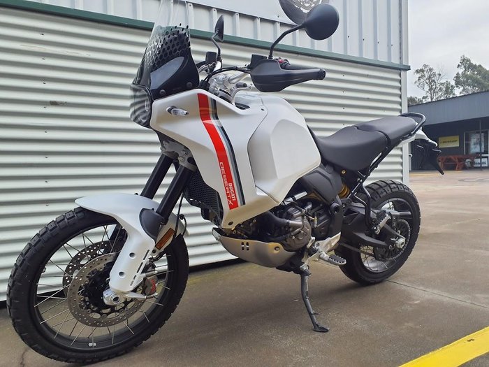 2025 Ducati Desert X Desert X White