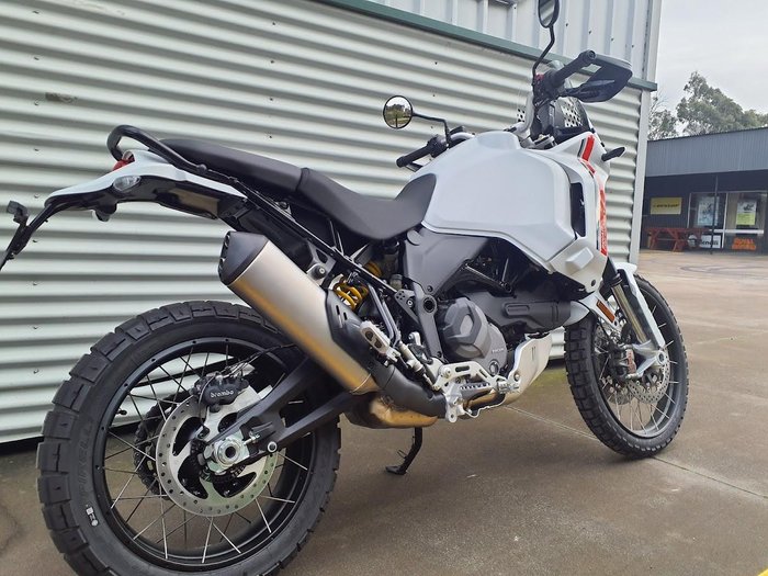 2025 Ducati Desert X Desert X White