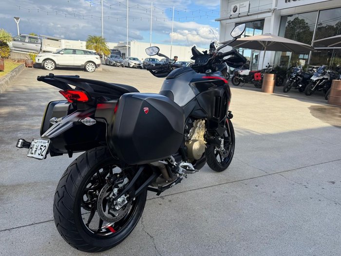 2024 Ducati Multistrada V4S Grand Tour
