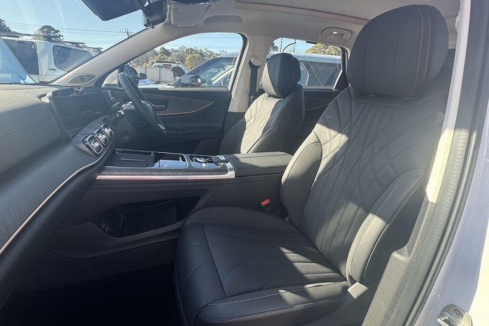 2025 Jaecoo J8 Track