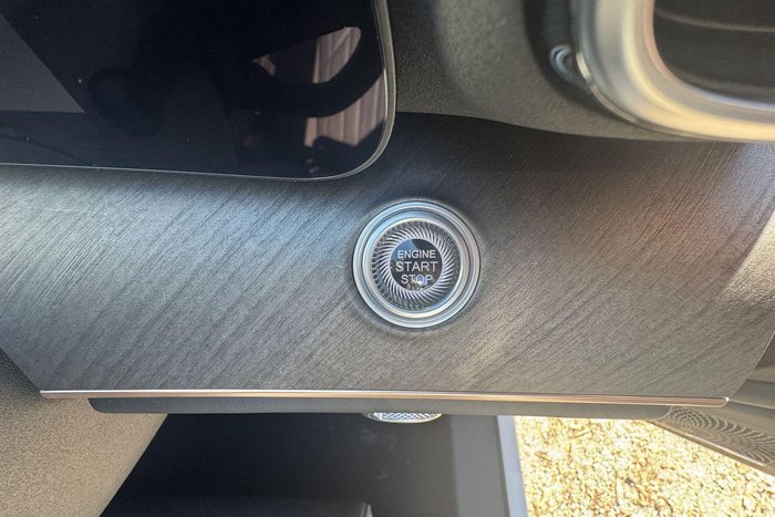 2025 Jaecoo J8 Track