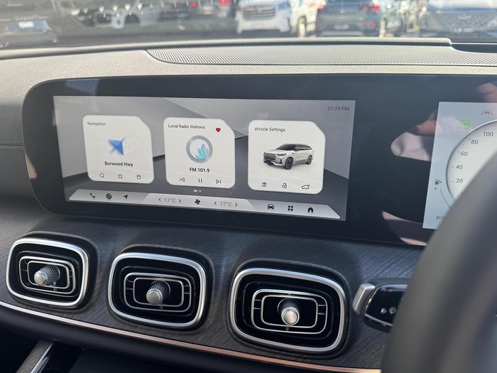 2025 Jaecoo J8 Track