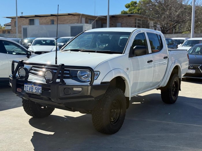 2015 Mitsubishi Triton GLX