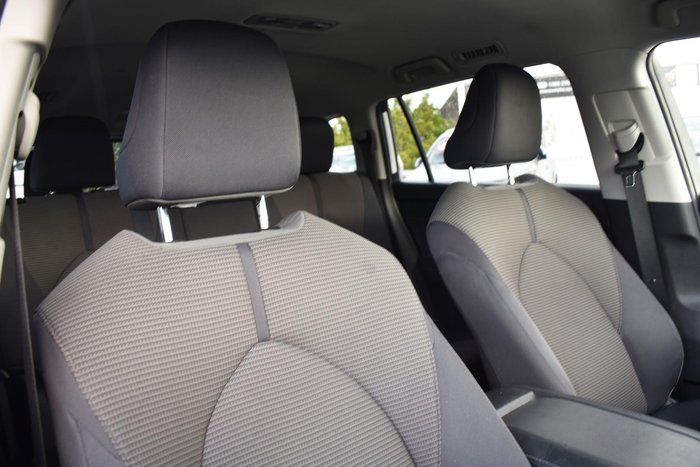 2023 Toyota Kluger GX