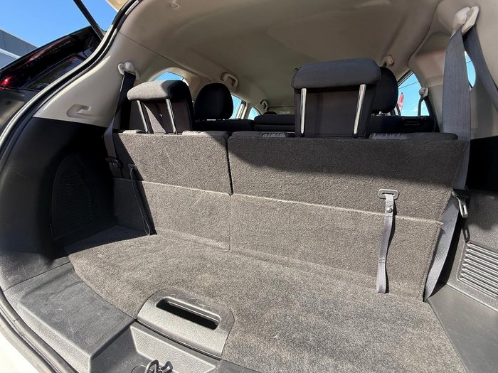 2019 Nissan X-TRAIL ST