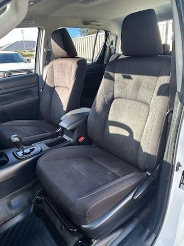 2023 Toyota Hilux SR