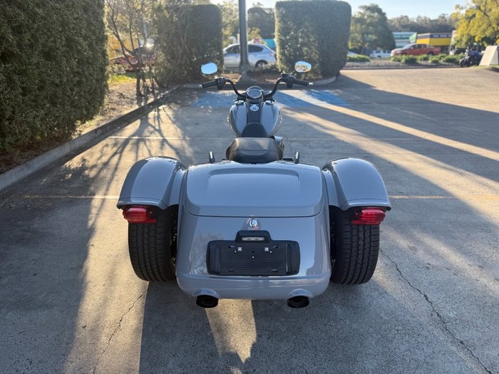 2024 Harley-davidson FLRT FREEWHEELER Billiard Gray