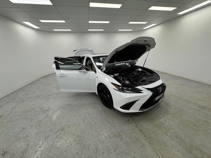 2022 Lexus ES 300h F Sport AXZH10R White Nova
