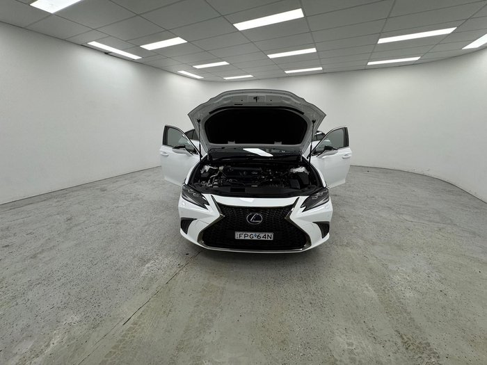 2022 Lexus ES 300h F Sport AXZH10R White Nova