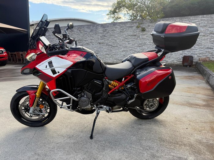 2022 Ducati Multistrada V4 Pikes Peak Multistrada Red