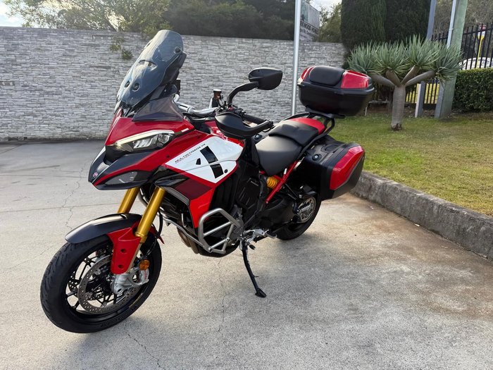 2022 Ducati Multistrada V4 Pikes Peak Multistrada Red