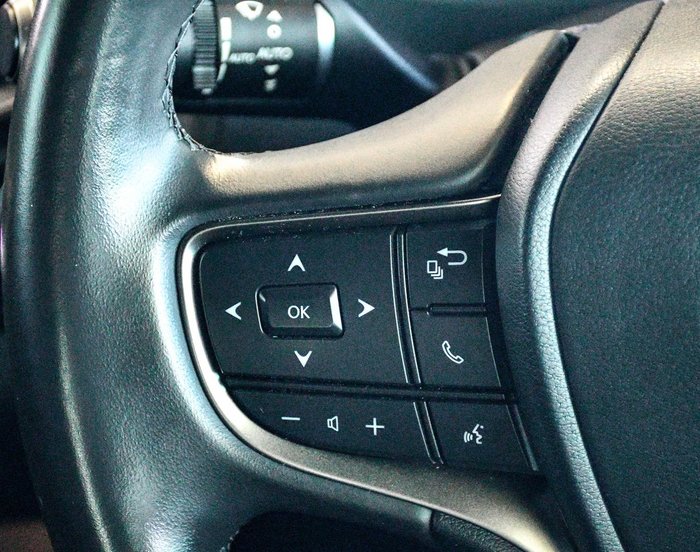 2022 Lexus UX 200 Luxury