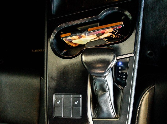 2022 Lexus UX 200 Luxury