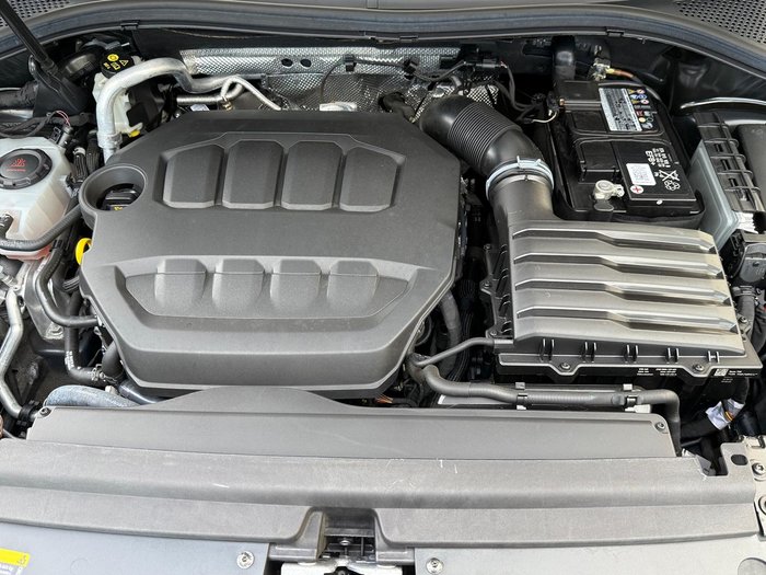 2022 Volkswagen Tiguan R Grid Edition