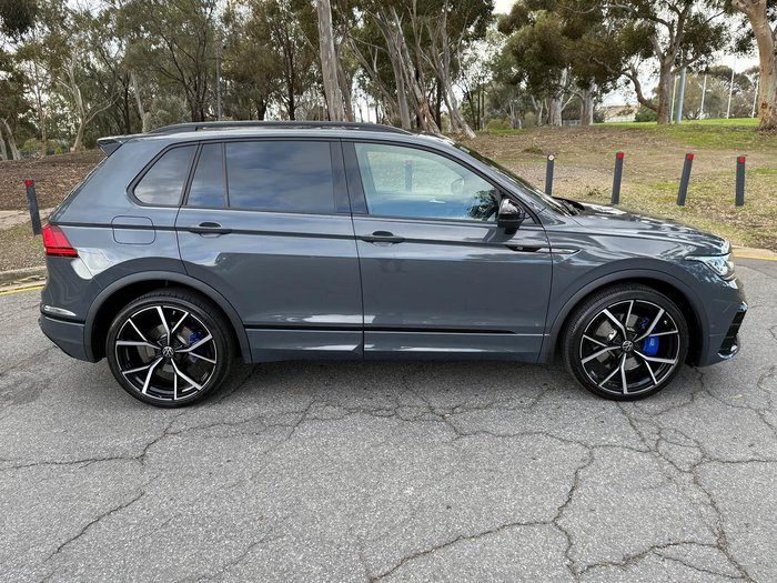 2022 Volkswagen Tiguan R Grid Edition