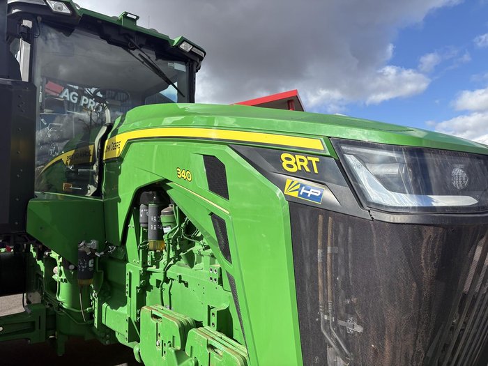 2022 John Deere 8Rt 340 Green