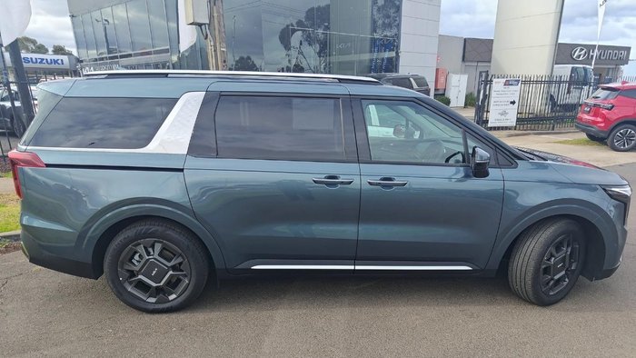 2024 Kia Carnival GT-Line HEV