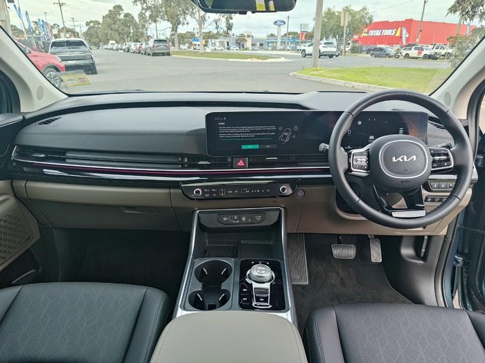 2024 Kia Carnival GT-Line HEV