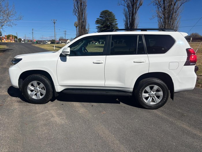 2022 Toyota Landcruiser Prado GXL