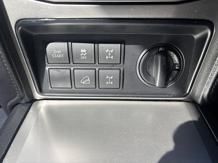 2022 Toyota Landcruiser Prado GXL
