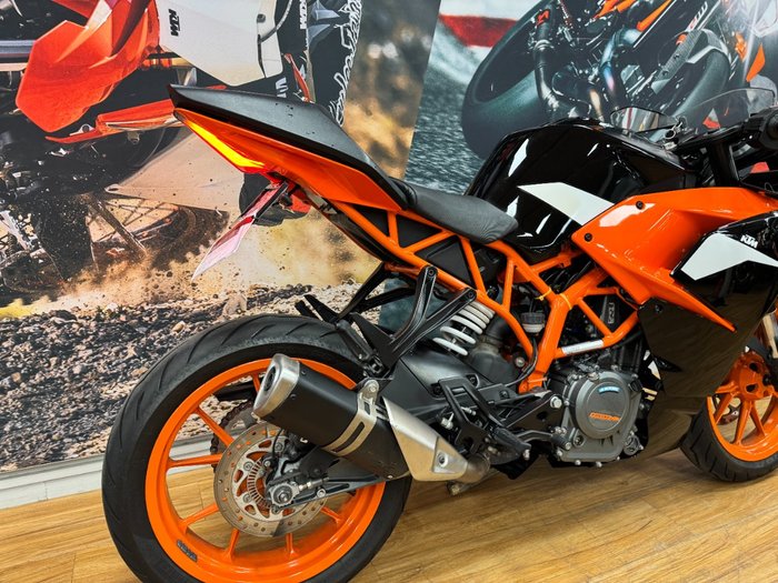 2016 Ktm RC 390 BLACK ORANGE