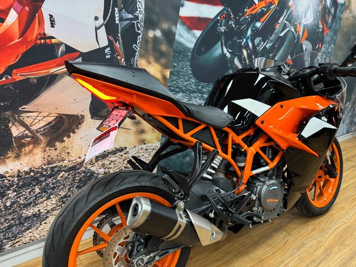 2016 Ktm RC 390 BLACK ORANGE