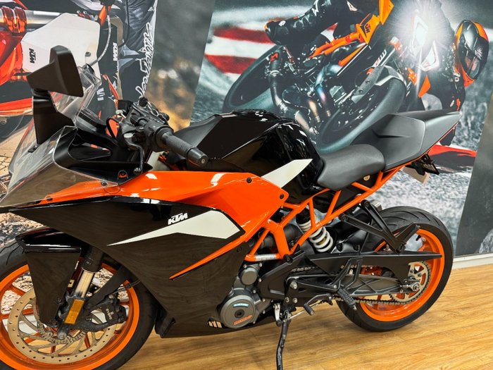 2016 Ktm RC 390 BLACK ORANGE