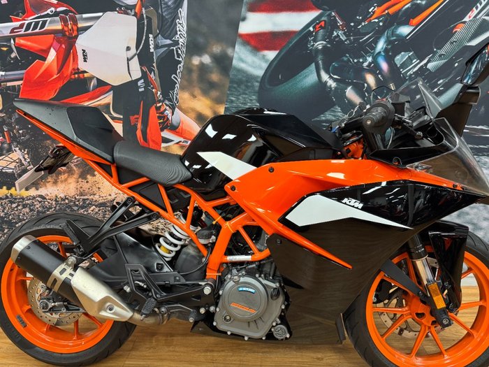 2016 Ktm RC 390 BLACK ORANGE