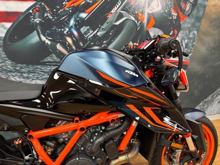 2023 Ktm 1290 SUPER DUKE R ORANGE