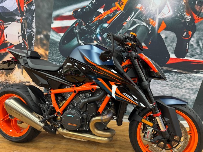 2023 Ktm 1290 SUPER DUKE R ORANGE