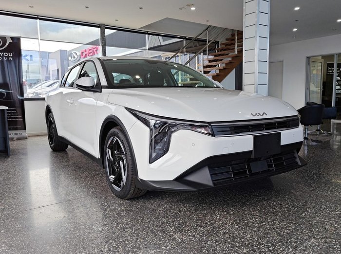 2024 Kia K4 Sport