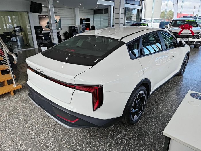 2024 Kia K4 Sport