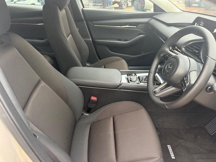 2025 Mazda 3 G20 Evolve
