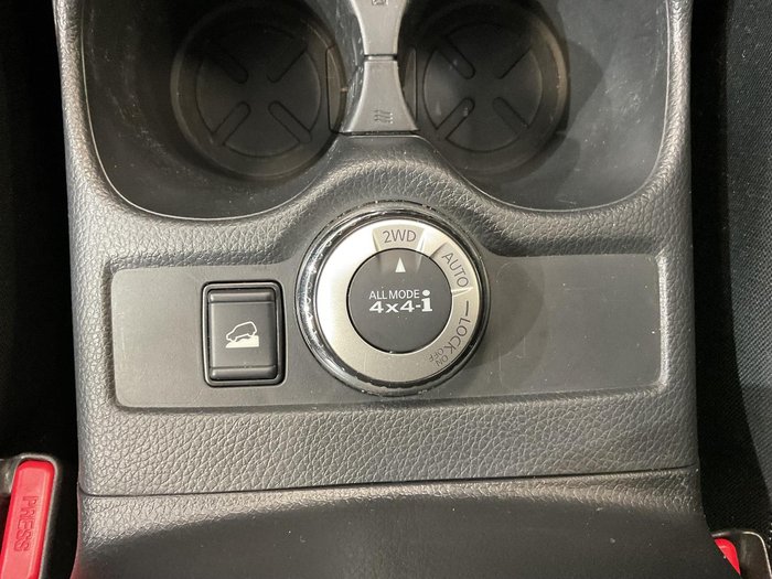 2019 Nissan X-TRAIL ST