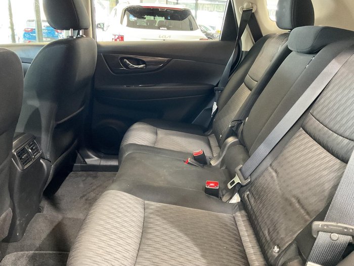 2019 Nissan X-TRAIL ST