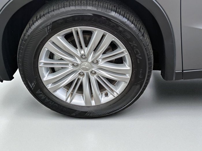 2022 Mitsubishi Outlander ES