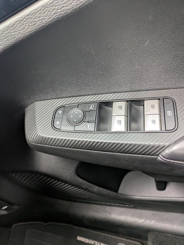 2022 Mitsubishi Outlander ES