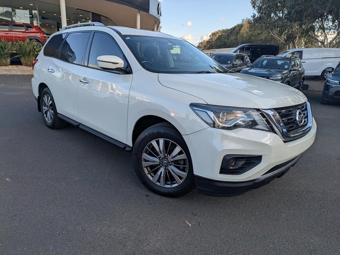 2019 Nissan Pathfinder ST