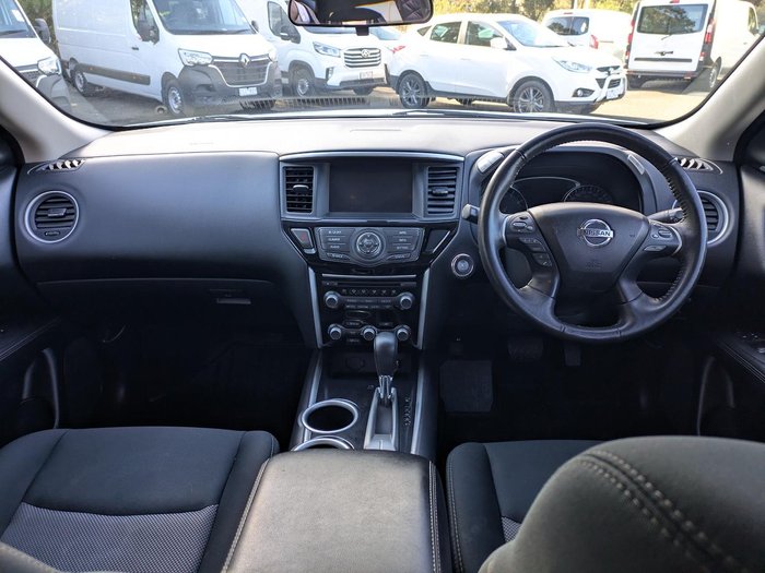 2019 Nissan Pathfinder ST