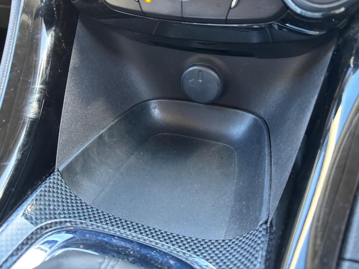 2016 Holden Commodore SV6 Black