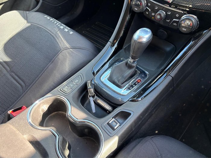 2016 Holden Commodore SV6 Black
