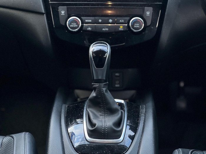 2019 Nissan X-TRAIL ST