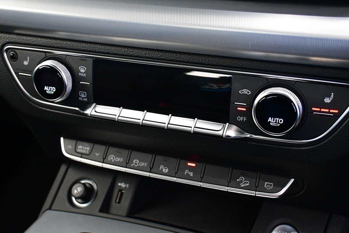 2023 Audi Q5 40 TDI Sport