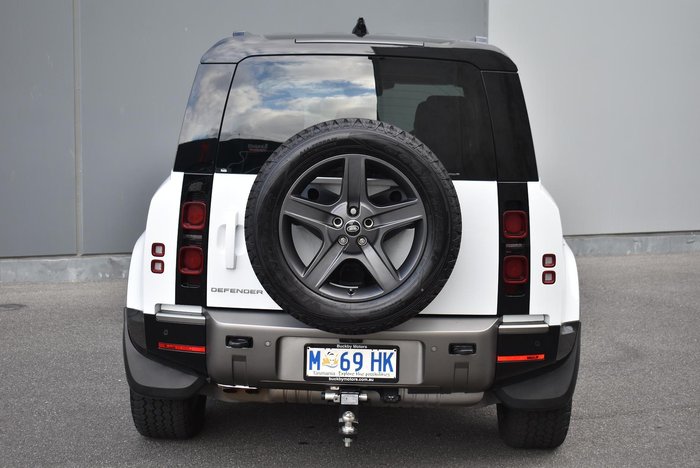 2024 Land Rover Defender 110 D350 X-Dynamic SE L663 MY25.5 AWD Fuji White